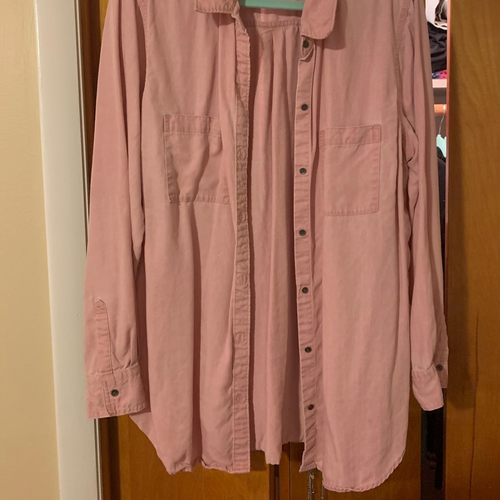 Old navy button down - Picture 3 of 3